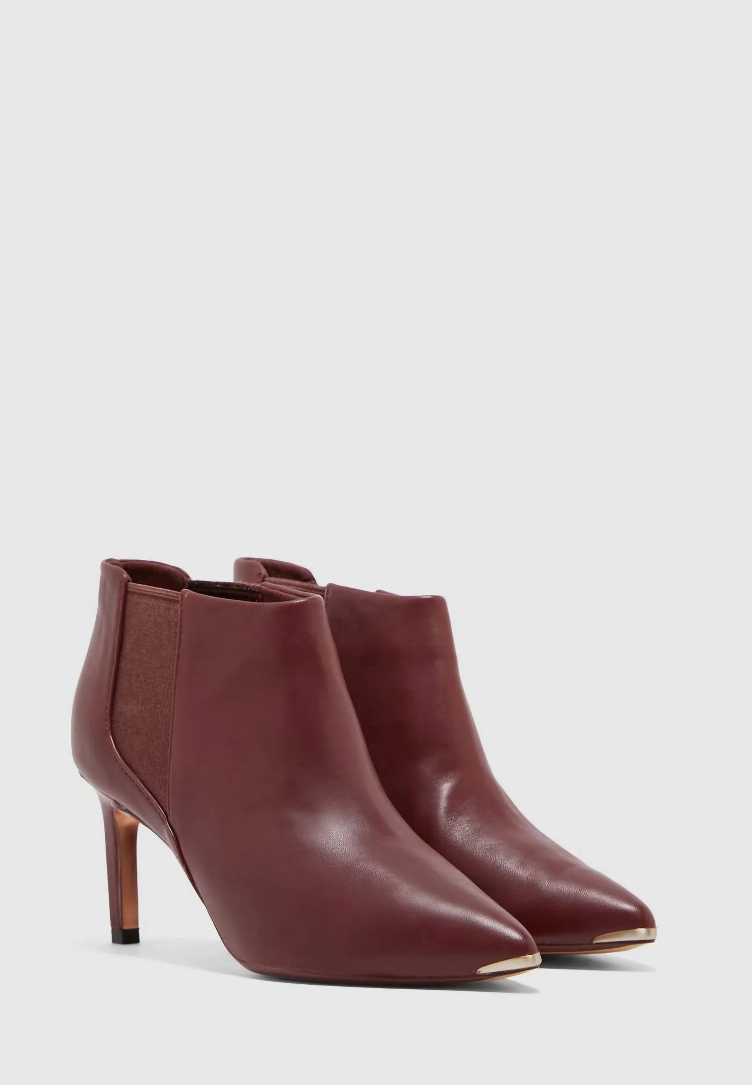 Beriinl Ankle Boot In Brown