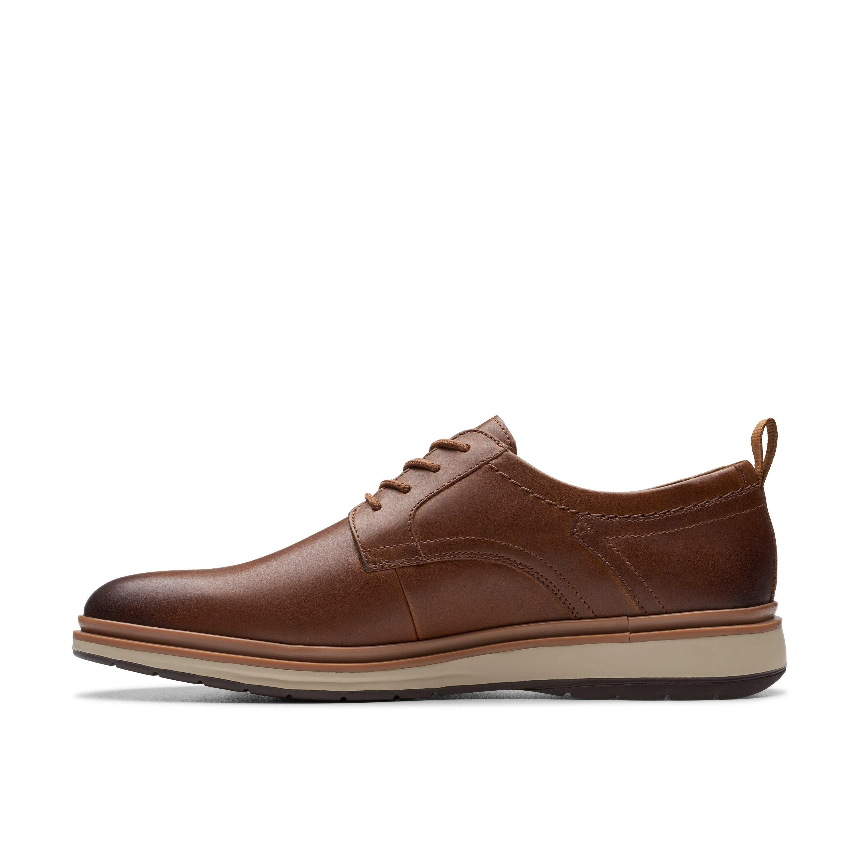 Clarks Chantry Lo in Brown Leather