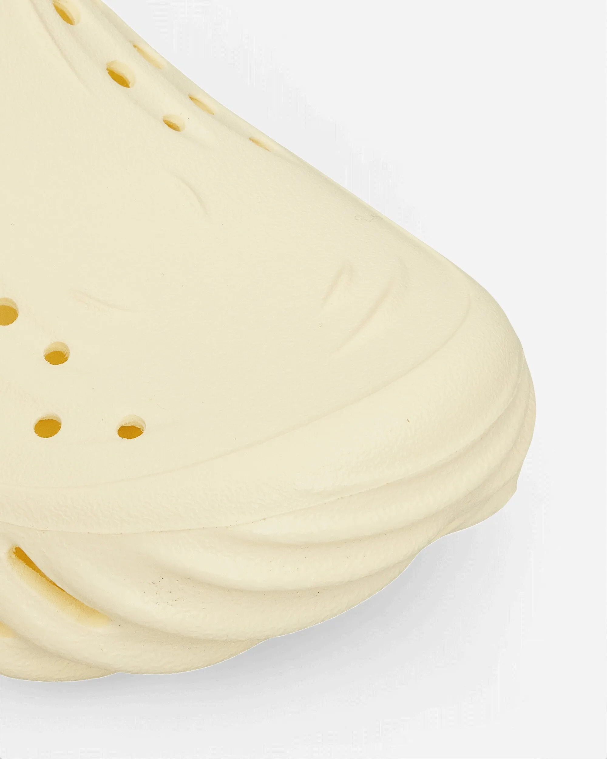 Echo Clogs Buttercream