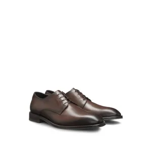 Leather Derby shoes with stitching details