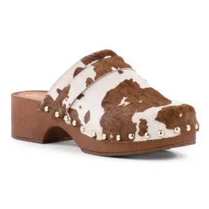 Loud And Clear Womens Animal Print Calf Hair Clogs
