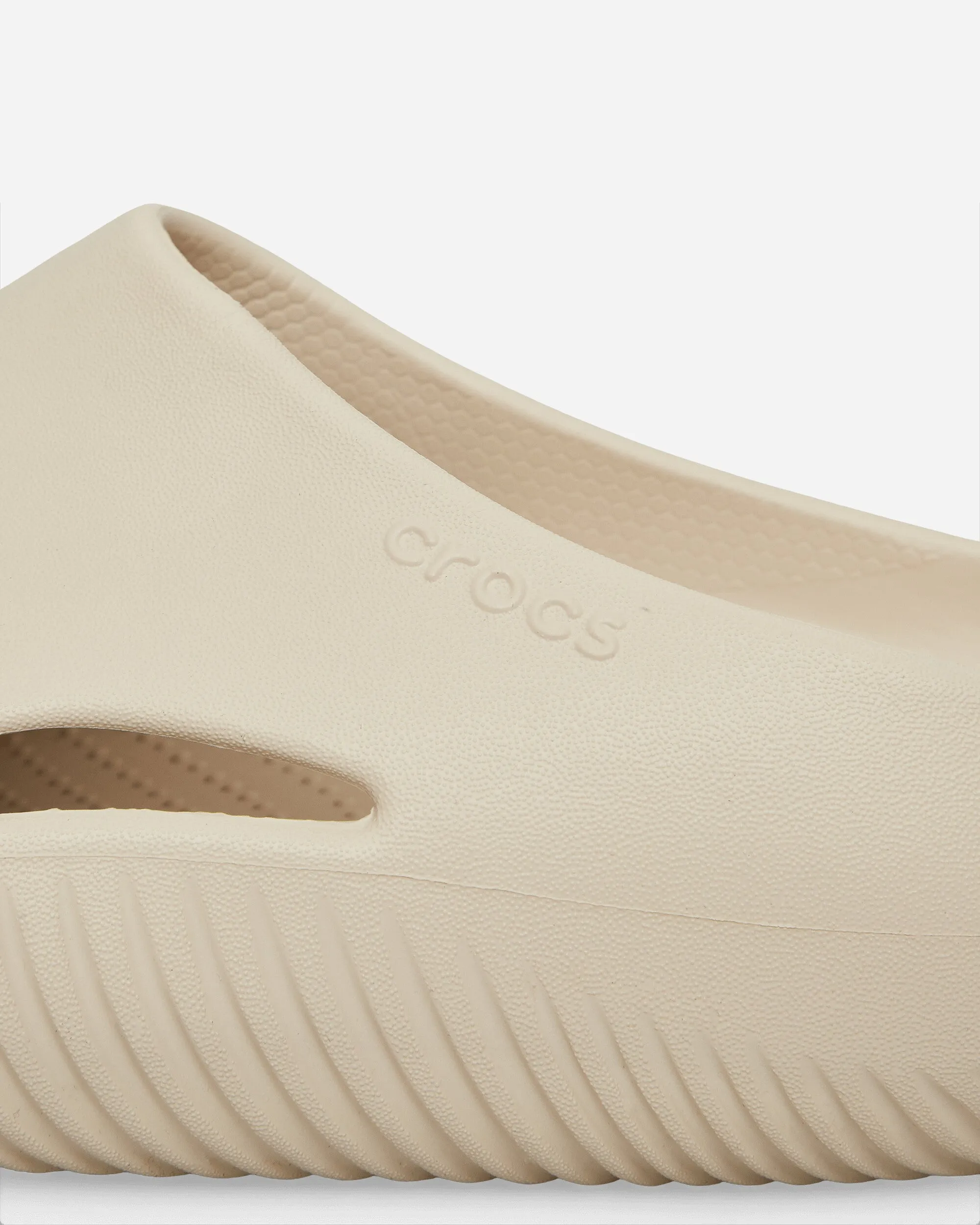 Mellow Recovery Clogs Stucco