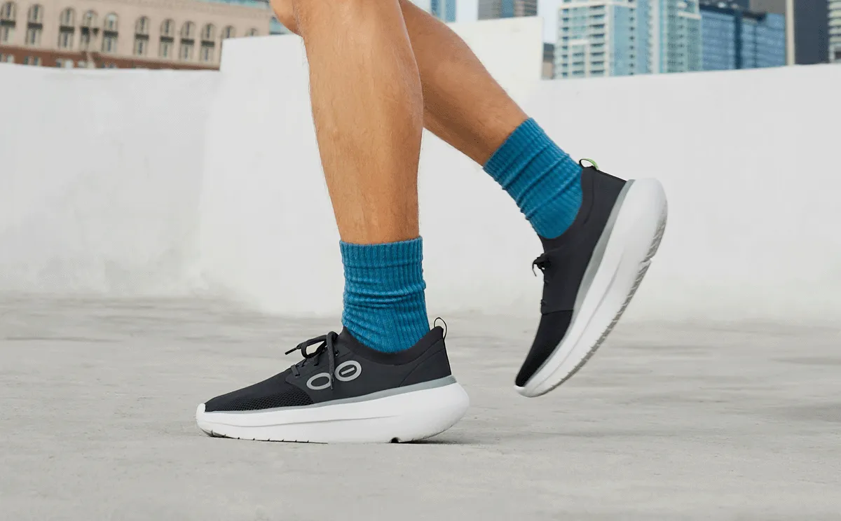 Men's OOmy Stride - White Black