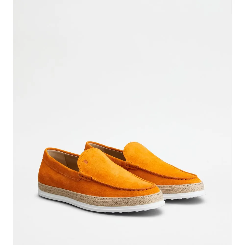 Slip-Ons in Suede