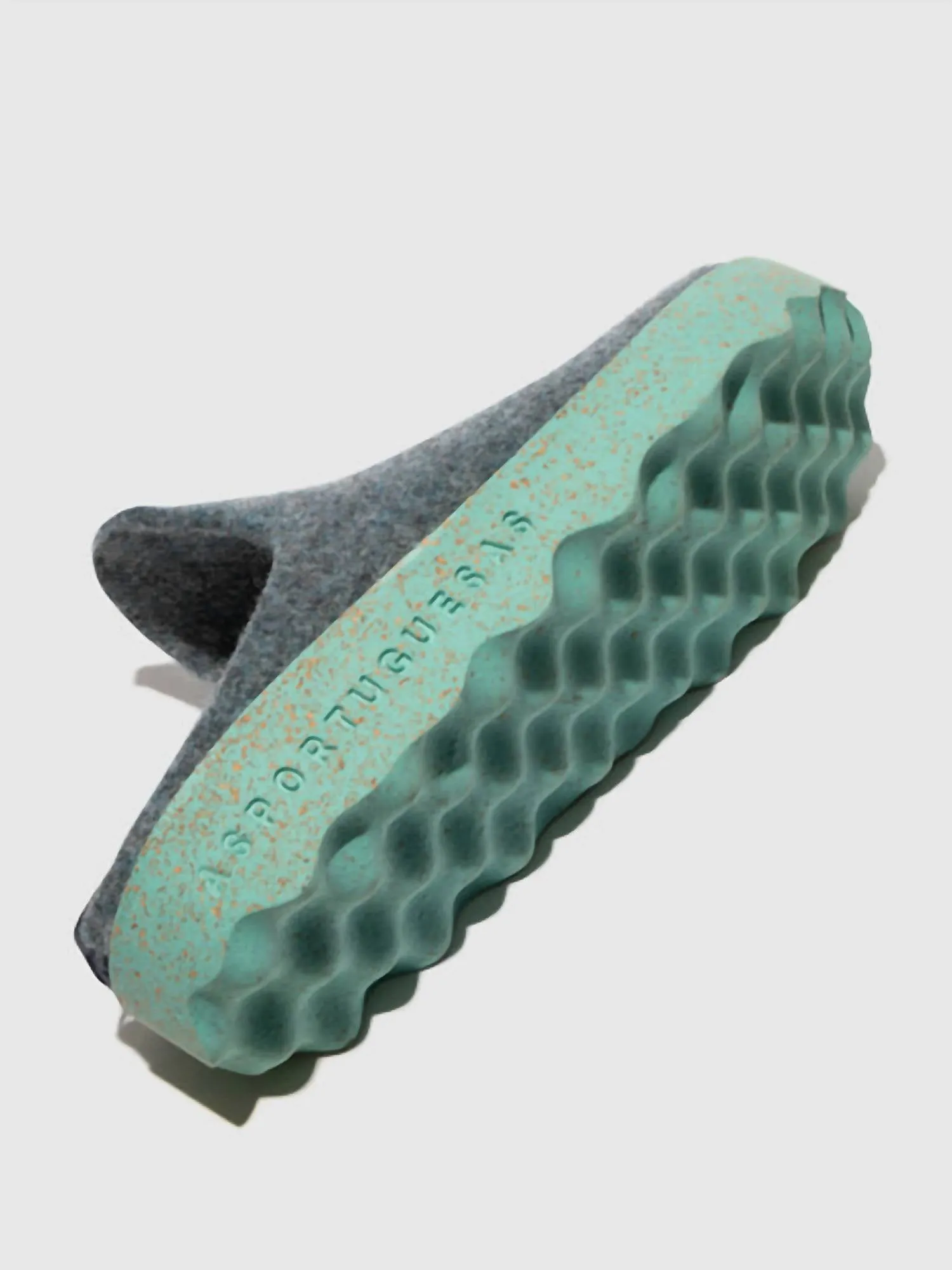 Women's Come Slip-On Clog In Grey Blue