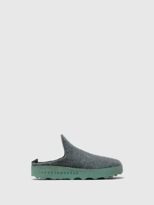 Women's Come Slip-On Clog In Grey Blue