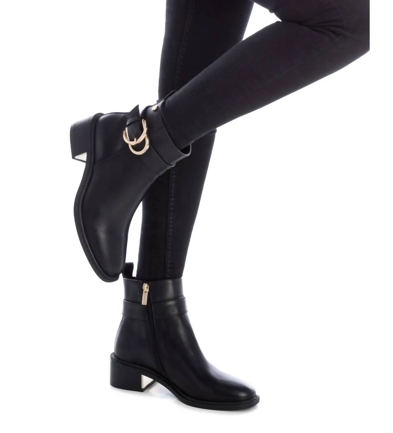 Women's Faux Leather Booties In Black