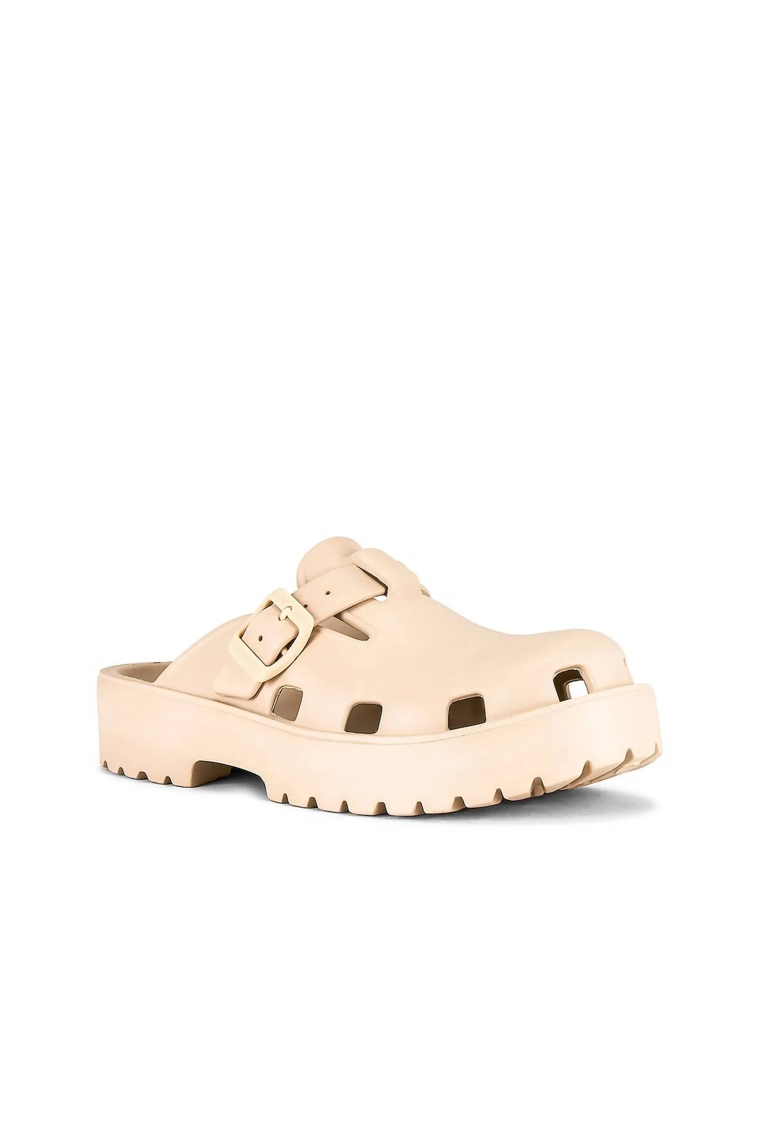 Women's Karlie Buckle Clog In Sand Dune
