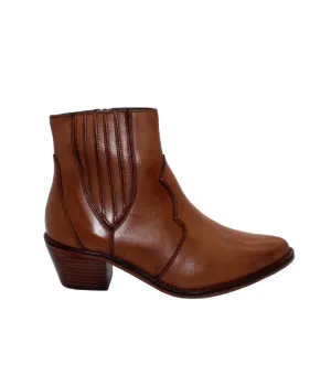 Women's Peacemaker Chelsea Ankle Bootie In Tan