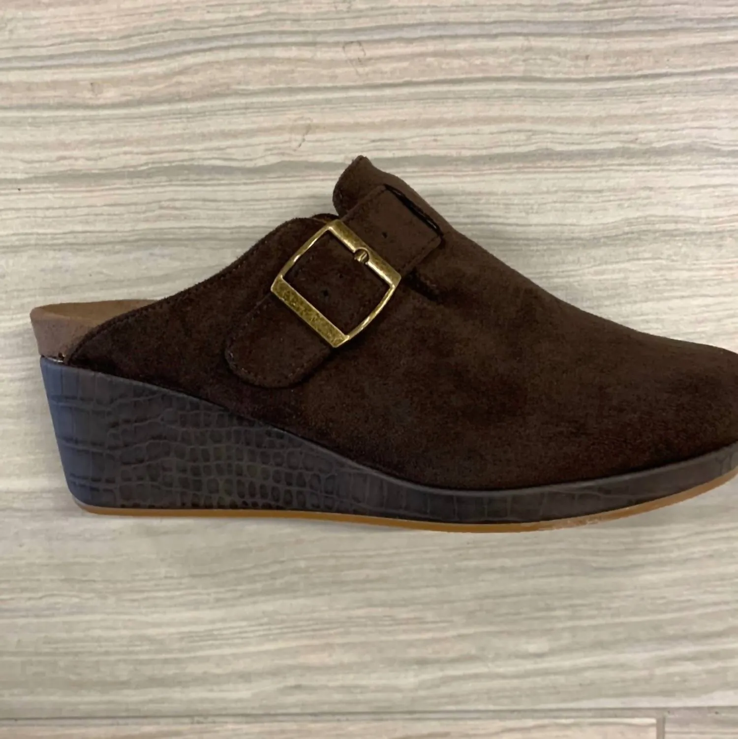 Women's Suede Clogs In Chocolate Suede