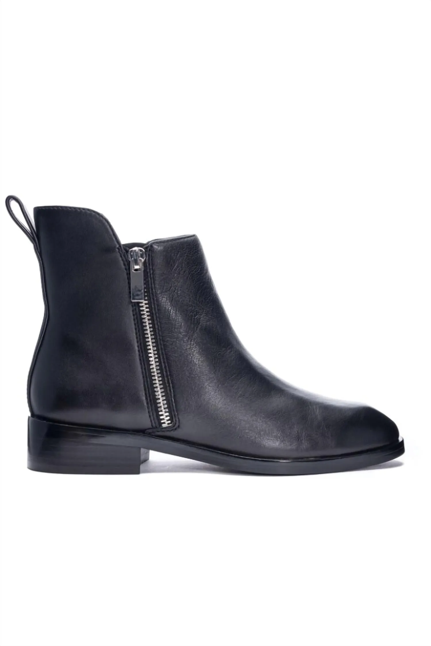 Women's Yearling Bootie In Black
