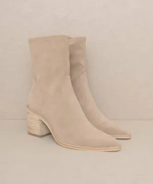 Wome's Vienna Bootie In Cedar Wood